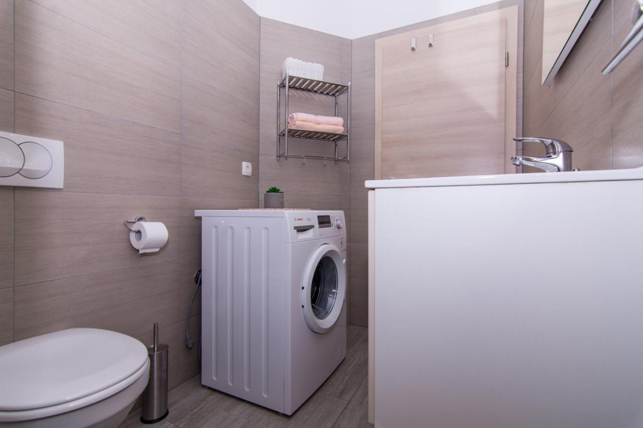 Apartman Sun Solin Apartment Exterior photo
